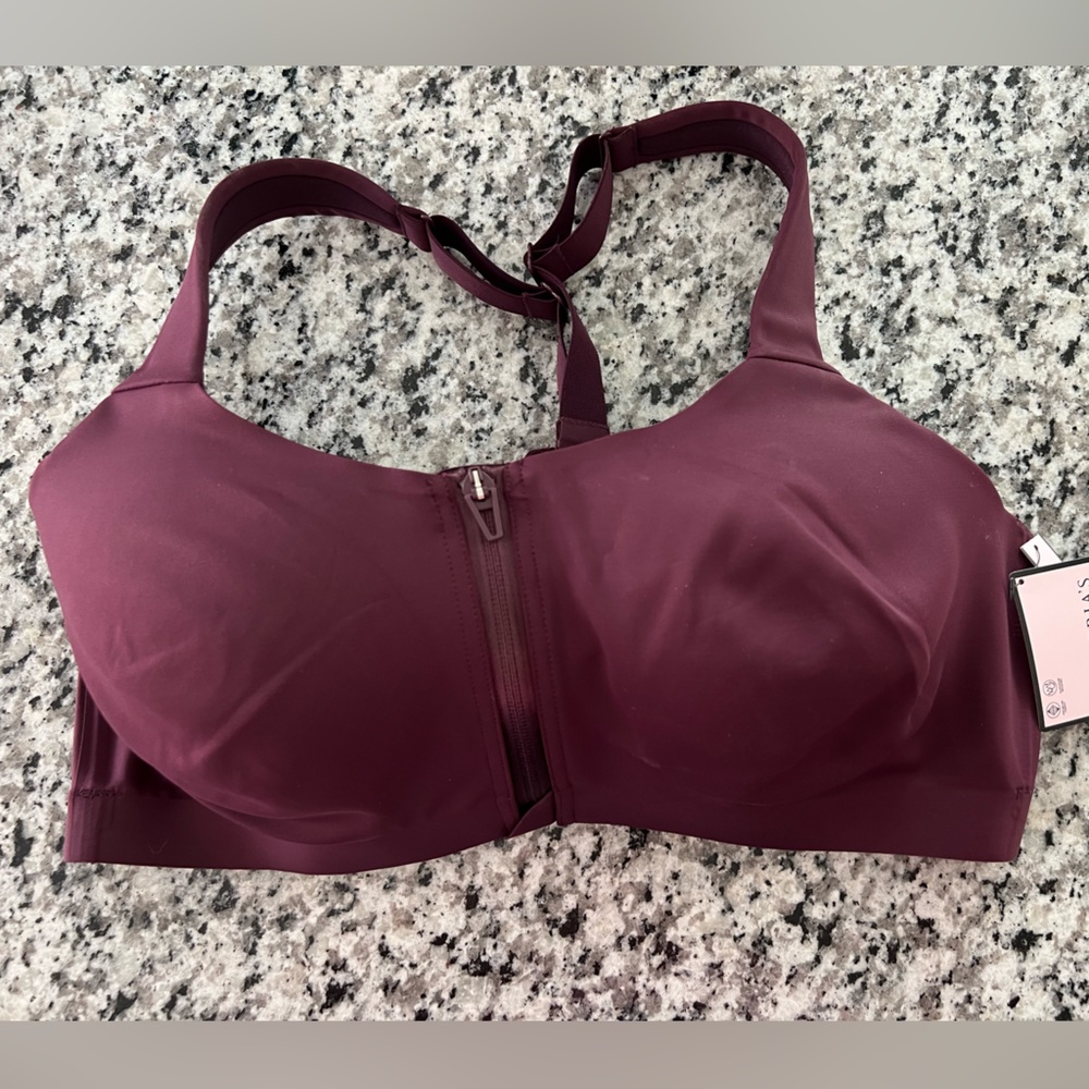 Victoria’s Secret Knockout Front Close Sports Bra 36DD